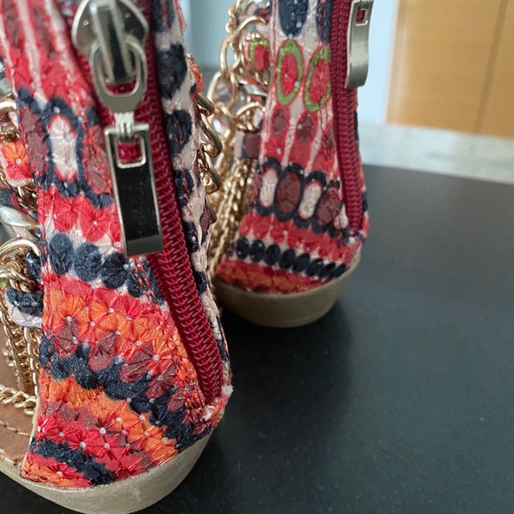 Zigi Soho sandals with multiple gold ankle straps - Picture 4 of 4